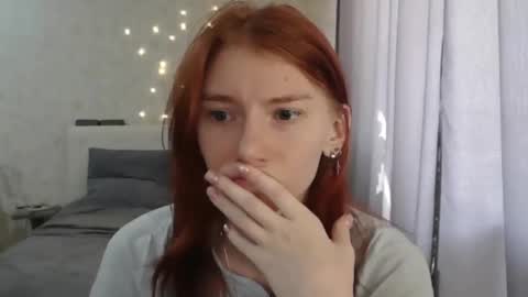 Snapshot of katekalen chatting on 05.19.26 Kate Bunny online show from 05.19.26