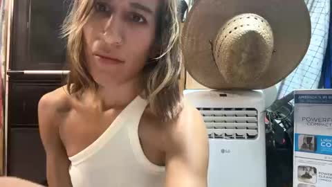 Katelin online show from 10.10.25