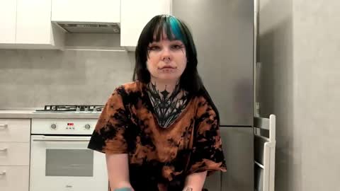 Snapshot of katelynnjenness chatting on 01.06.26 Milana online show from 01.06.26