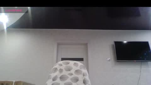 Snapshot of katerina544 chatting on 02.15.25 katerina544 online show from 02.15.25