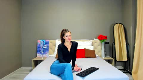 Snapshot of katerina_ray chatting on 12.04.24 Katerina GTM2 Mo Tu Th Fr Sa Su 3am-10am online show from 12.04.24