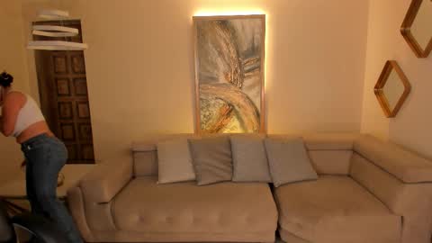 K A T E  online show from 10.25.25