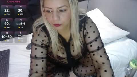 Snapshot of kathaleyagrayy chatting on 05.15.26 Cute online show from 05.15.26