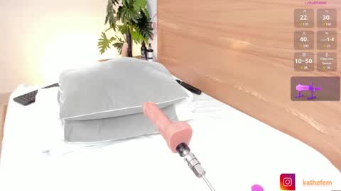 Emma online show from 12.22.24