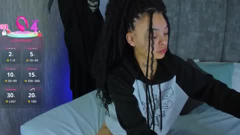 Snapshot of kathegomez_ chatting on 10.27.25 KatheGomez online show from 10.27.25