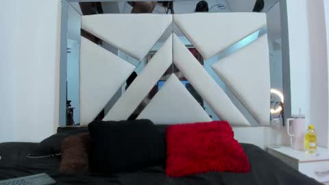 Katherine Foster online show from 04.15.26