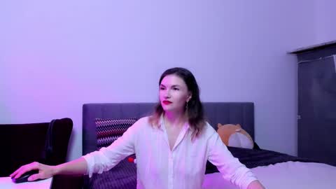 Snapshot of katherinemidnight chatting on 11.14.25 Katherine online show from 11.14.25