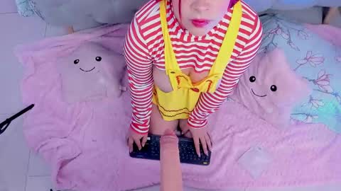 Kathia  online show from 02.06.25