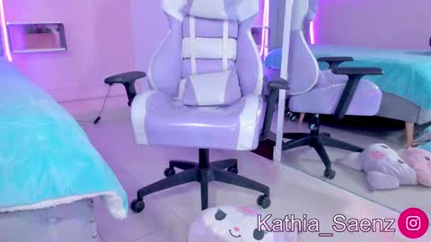 Kathia  online show from 02.16.25