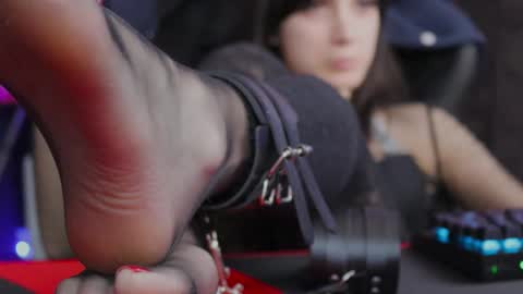 kathleen_frost online show from 12.13.24