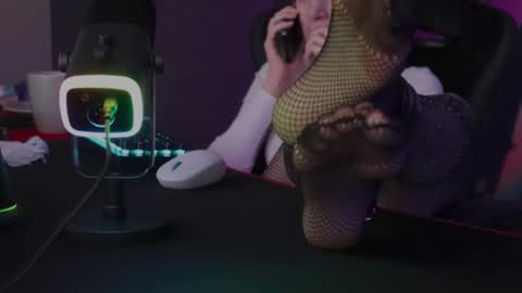 kathleen_frost online show from 12.19.24