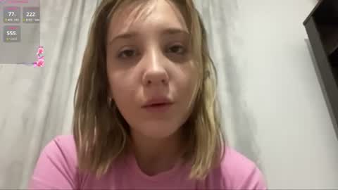 Snapshot of kathrinekiening chatting on 06.16.26 Jessie online show from 06.16.26