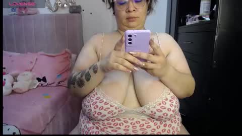 Snapshot of kathybigboobsbbw_ chatting on 03.13.26 kathybigboobsbbw_ online show from 03.13.26