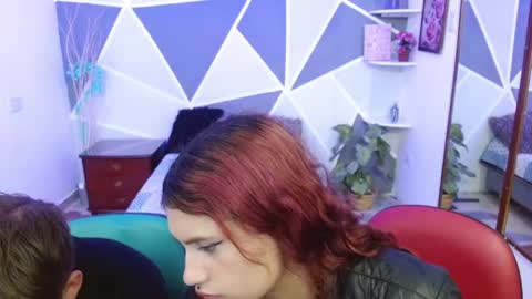 Kati  Alan online show from 01.25.25