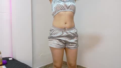 Snapshot of katia_rose23 chatting on 05.07.26 . . KATIA . . online show from 05.07.26