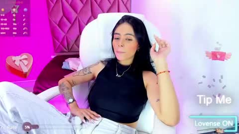Snapshot of katia_sex25 chatting on 02.27.25 Katia online show from 02.27.25