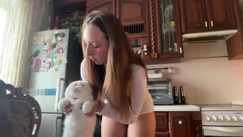 Katienext stream  online show from 11.24.25