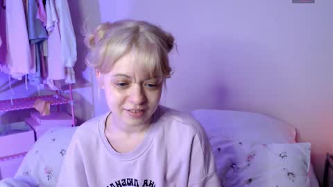 Snapshot of katie_deville chatting on 02.13.26 Katie Deville online show from 02.13.26