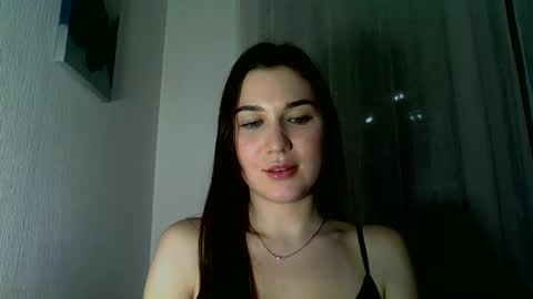 katie_foxi online show from 12.04.25