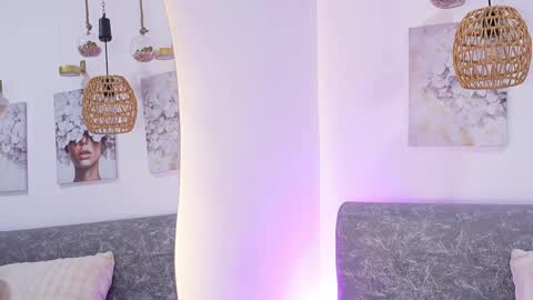 Katie online show from 04.10.26