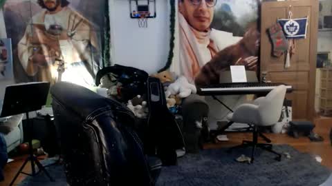 Katie online show from 02.04.26