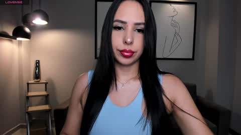 Kate Stonne online show from 01.18.25