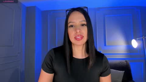 Kate Stonne online show from 02.22.26