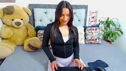 Follow Instagram katikloving online show from 03.10.26