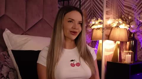 KatJolie online show from 05.18.26