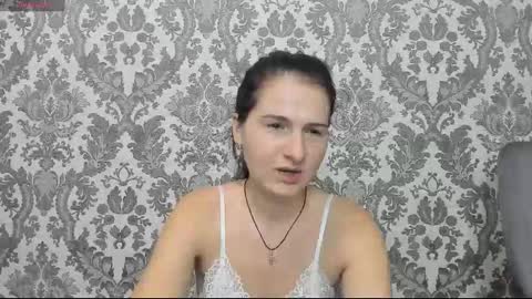 Snapshot of katrin_brook chatting on 03.09.25 Katrin Brook online show from 03.09.25
