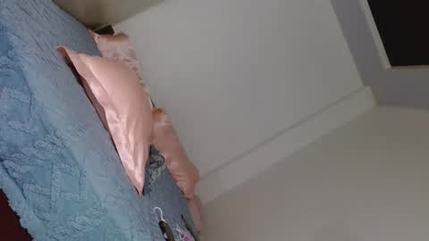 katrina_foxxx online show from 09.10.25