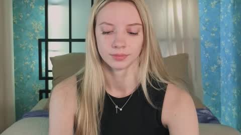 katt_yy online show from 11.12.25