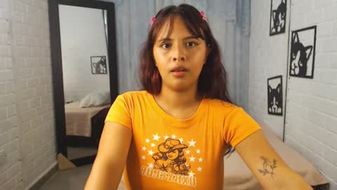 Snapshot of kattia_23 chatting on 02.03.25 kattia online show from 02.03.25