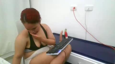 katticloos online show from 02.14.25