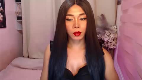 Snapshot of kattiecurrent chatting on 02.02.26 Saisy online show from 02.02.26