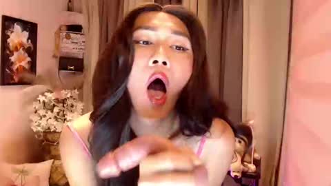 Snapshot of kattiecurrent chatting on 03.14.26 Saisy online show from 03.14.26