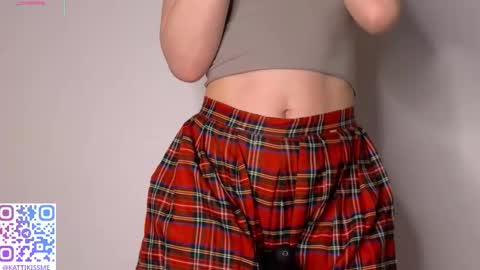 Snapshot of kattikiss chatting on 10.25.25 I dont know whats gonna happen today but my name is Katty and lets start being friends online show from 10.25.25