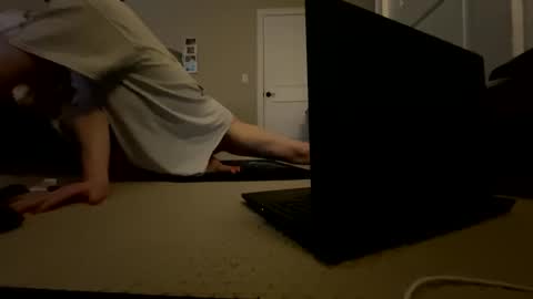 Josie live show Tuesday Wednesday and Thursday online show from 09.26.25