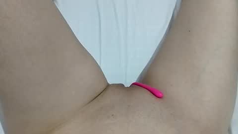 Snapshot of kattrinah_nikitta chatting on 11.06.25 nikitta online show from 11.06.25