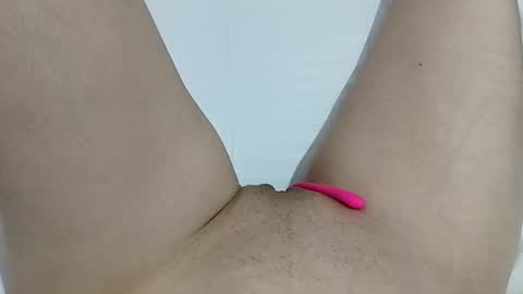 Snapshot of kattrinah_nikitta chatting on 11.18.25 nikitta online show from 11.18.25