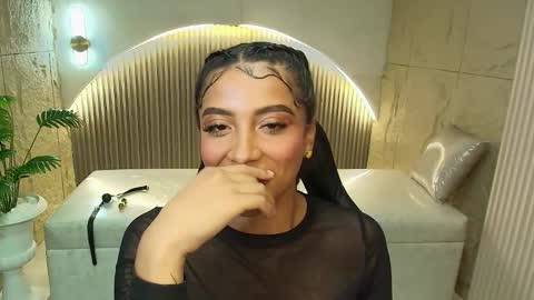 Snapshot of katty_berry_r chatting on 09.17.25 Katty online show from 09.17.25