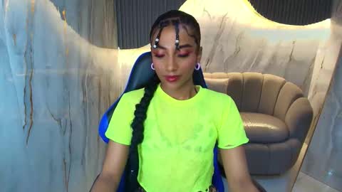 Snapshot of katty_berry_r chatting on 10.01.25 Katty online show from 10.01.25