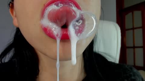 Snapshot of katty_mouth chatting on 01.11.25 Katty online show from 01.11.25