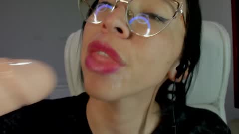 Snapshot of katty_mouth chatting on 01.11.25 Katty online show from 01.11.25