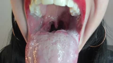 Snapshot of katty_mouth chatting on 11.08.25 Katty online show from 11.08.25