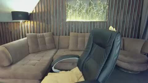 Katty online show from 12.21.25