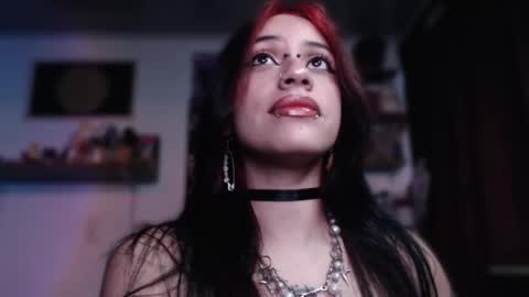      online show from 01.08.25