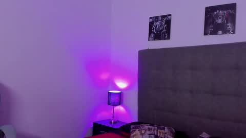 katy_contreras online show from 02.21.25