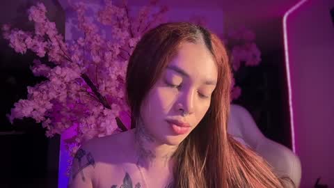 Emily online show from 02.05.25