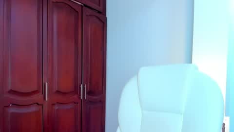 KATYAJHONSS online show from 01.16.25